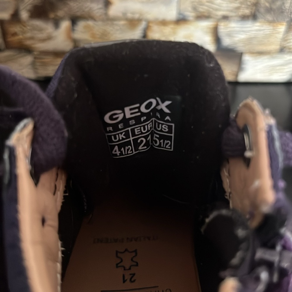 GEOX Baby Walking Shoes - Leather - Size 5.5 - Picture 11 of 13